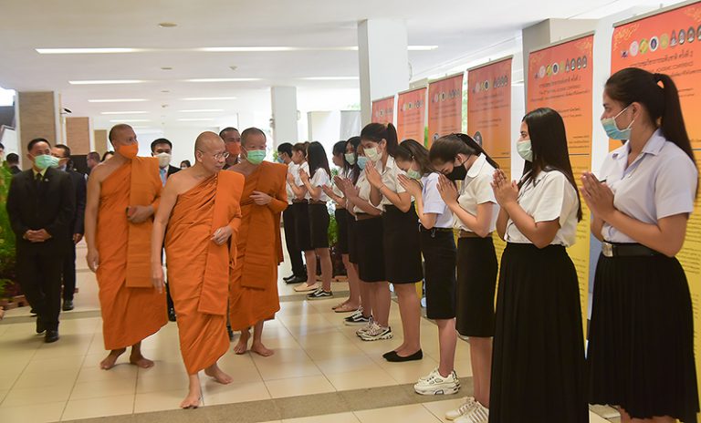 มมร จัดงานวันอุดมศึกษา ประจำปี ๒๕๖๓ “มหาวิทยาลัยพระพุทธศาสนากับบทบาทในการพัฒนาประเทศ” รัฐมนตรีกระทรว…