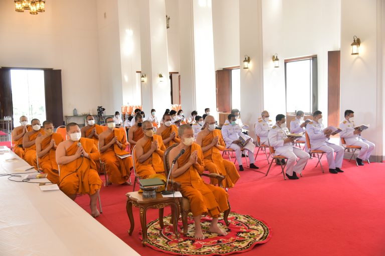 มมร จัดพิธีบำเพ็ญกุศลถวายเป็นพระราชกุศลแด่ ในหลวงรัชกาลที่ ๙ เนื่องในวันคล้ายวันพระบรมราชสมภพ วันชาต…