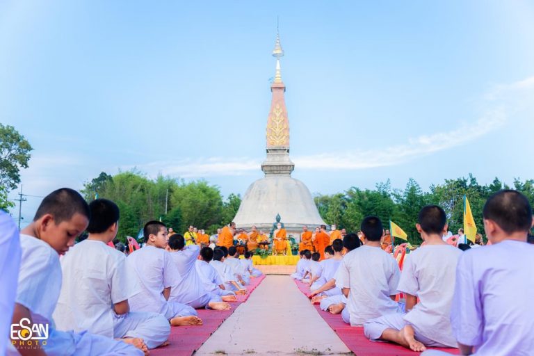 อธิการบดี เปิดโครงการบรรพชาสามเณร โรงเรียนสาธิต มมร จังหวัดเลย